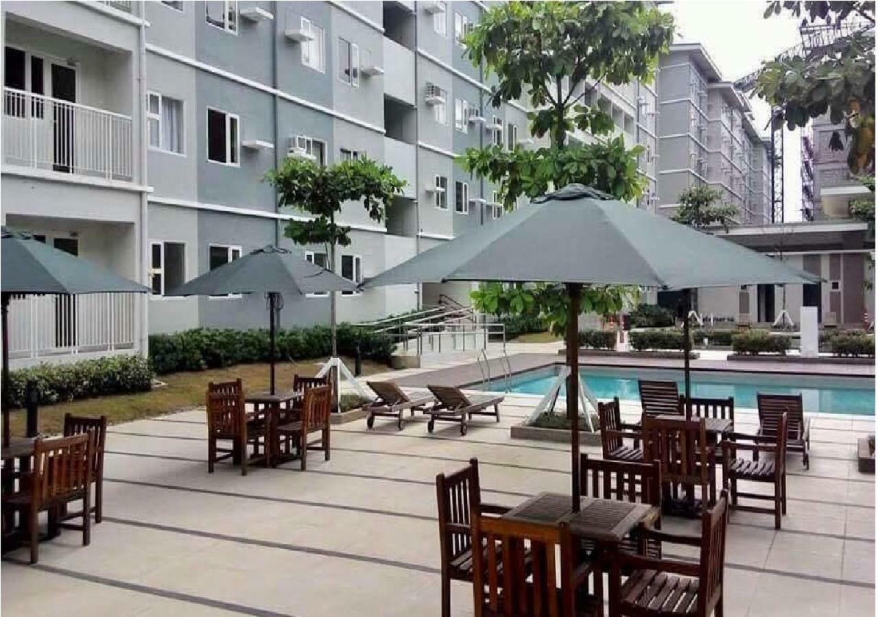 Trees Residences - Tower 11 1Br With Balcony Manille Extérieur photo